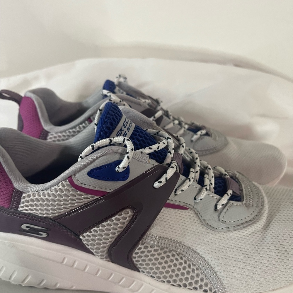 Skechers Light Gray and Violet Sneakers - Picture 10 of 11
